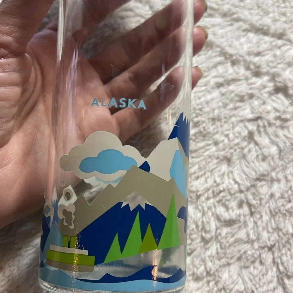 Starbucks 2017 you are here, edition Alaska trouble water bottle